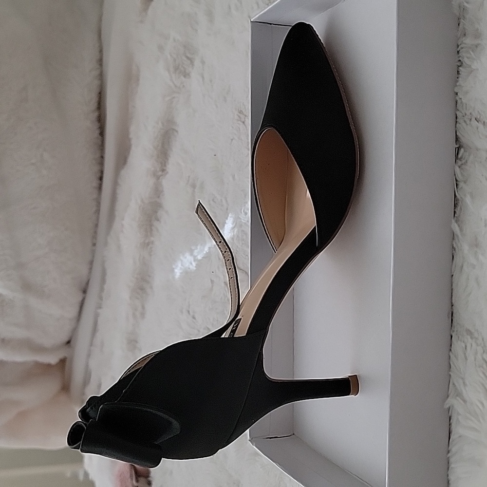 Shoe